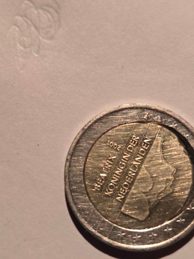 2 Euro Beatrix 2001 - Misslag/Misdruk, Postzegels en Munten, Munten | Nederland, Ophalen of Verzenden, Koningin Beatrix, Euro's