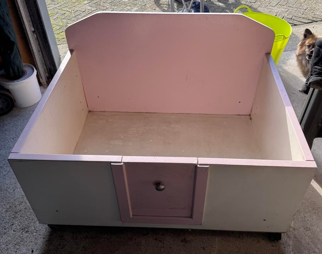 Werpkist kleine hond, Dieren en Toebehoren, Hondenmanden, Ophalen, Zo goed als nieuw, Overige