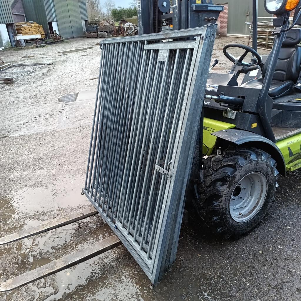 5x 1,5m deurpanelen 160 hoog, Ophalen, Hondenkennel, 100 cm of meer, 110 cm of meer