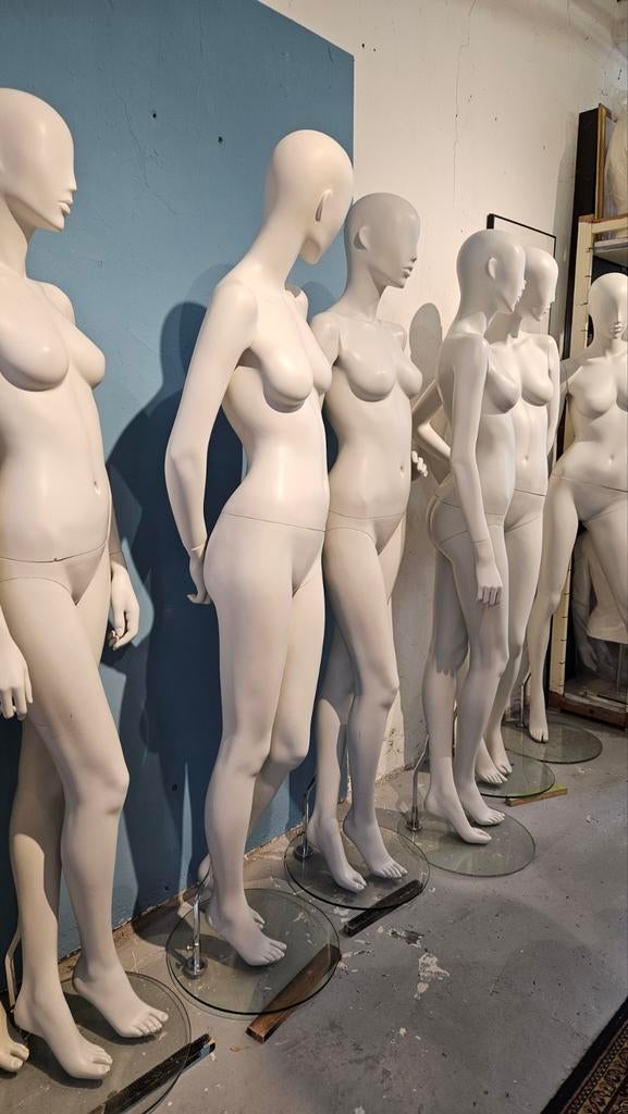 Lichtgrijze hans boodt etalagepoppen paspoppen, Ophalen, Zo goed als nieuw