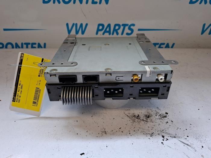 Regelunit Multi Media van een Audi A8, Gebruikt, -, Verzenden, -