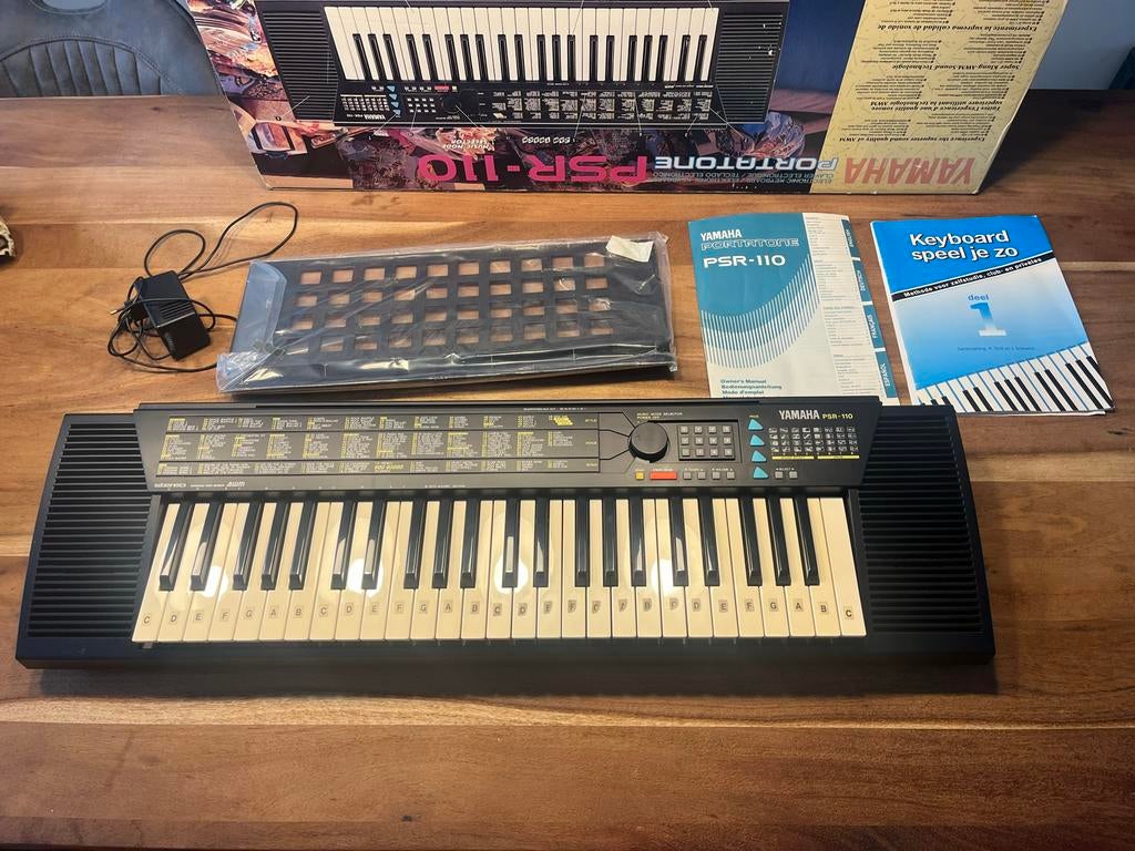 Yamaha Portatone PSR-110 Keyboard met originele doos, Ophalen of Verzenden, Gebruikt, 49 toetsen, Yamaha