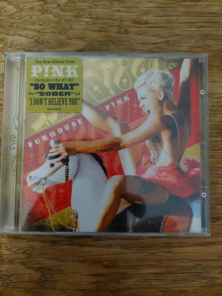 P!nk - Funhouse CD (2008), Ophalen of Verzenden, 2000 tot heden, Gebruikt