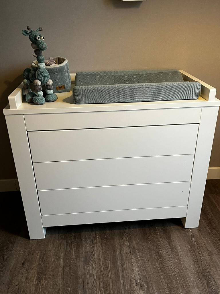 Kidsmill ledikant en commode wit, Ophalen, Jongetje of Meisje