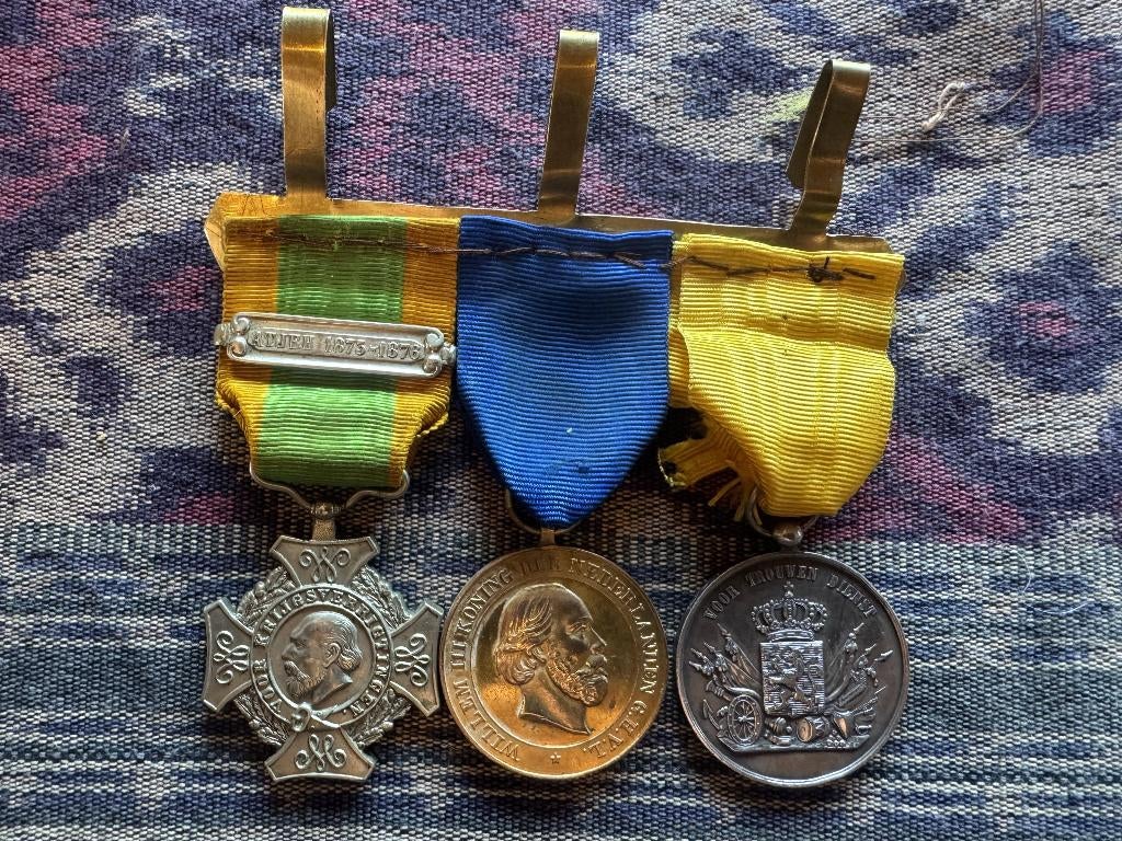 KNIL SPANG ATJEH 1873 - 1876 Kraton Medaille Trouwe Dienst, Verzamelen, Militaria | Algemeen, Landmacht, Lintje, Medaille of Wings