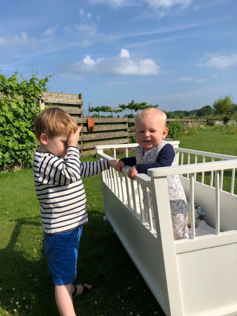 Wit ledikant / bankje voor baby en peuter, Kinderen en Baby's, Babywiegjes en Ledikanten, Ophalen, Gebruikt, Ledikant