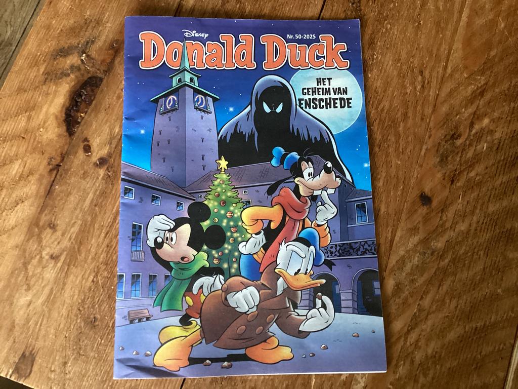 DONALD DUCK, HET GEHEIM VAN ENSCHEDE, Eén stripboek, Ophalen of Verzenden, Zo goed als nieuw