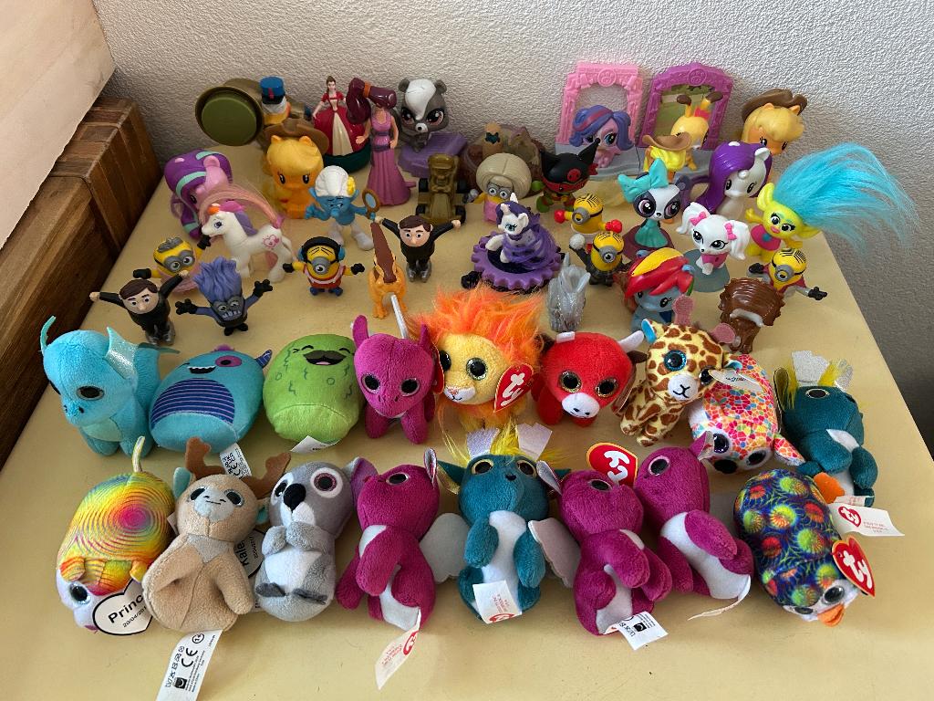 50 Happy Meal Toys, Verzamelen, Ophalen of Verzenden, Zo goed als nieuw