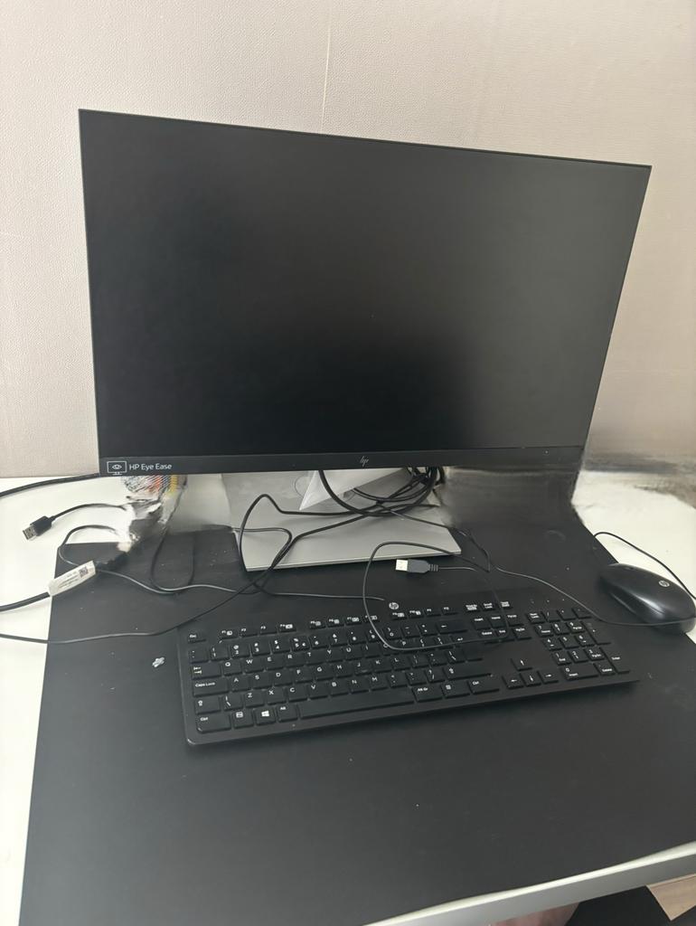 HP monitor, toetsenbord en muis, Computers en Software, Monitoren, Ophalen, Gebruikt, Full HD, 60 Hz of minder