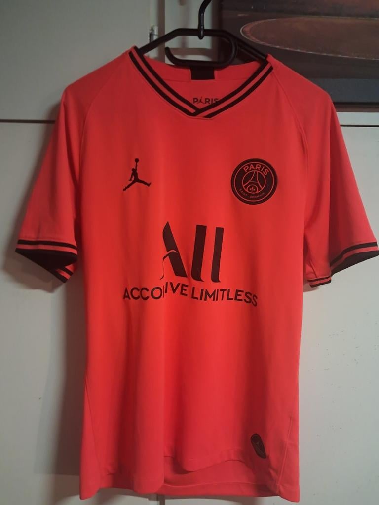 PSG Jordan Voetbalshirt Maat M - roze, Maat M, Ophalen of Verzenden, Zo goed als nieuw, Shirt