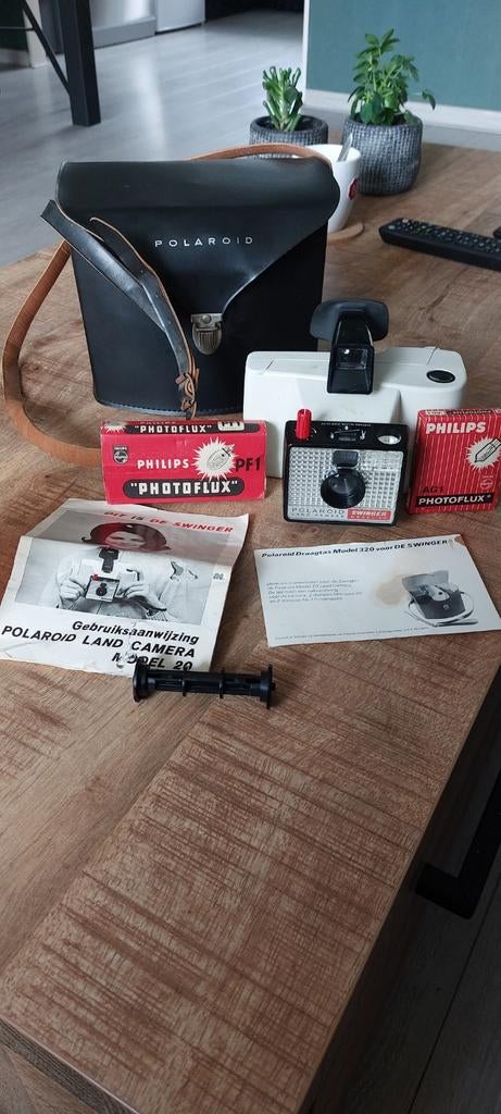 Polaroid Swinger Land Camera Model 20 met tas en toebehoren, Audio, Tv en Foto, Fotocamera's Analoog, Ophalen of Verzenden