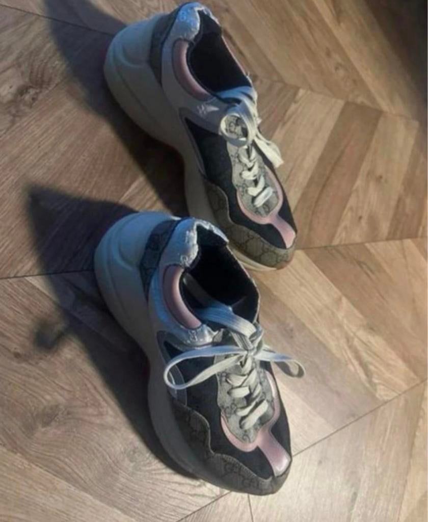 Gucci Rhyton Sneakers Dames - Zo goed als nieuw, Ophalen, Overige kleuren, Sneakers of Gympen, Zo goed als nieuw