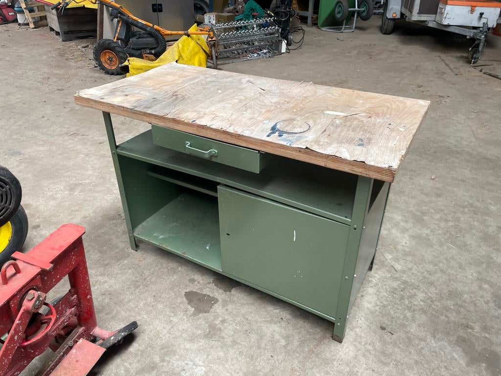 Stevige werkbank met lade en opbergruimte, Ophalen, Gebruikt, 120 tot 170 cm