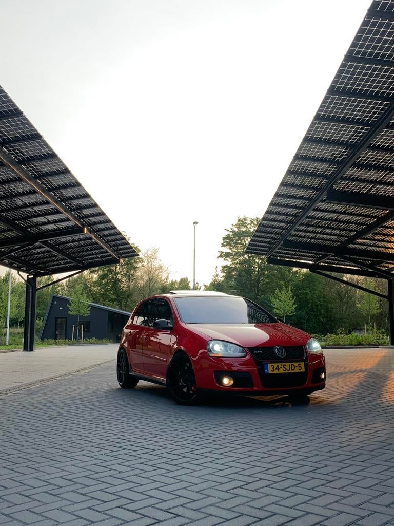 Volkswagen Golf 5 2.0 GTI  5D AUT 2005 Rood |VOL OPTIES|, Zwart, 4 cilinders, 1984 cc, Lichtsensor