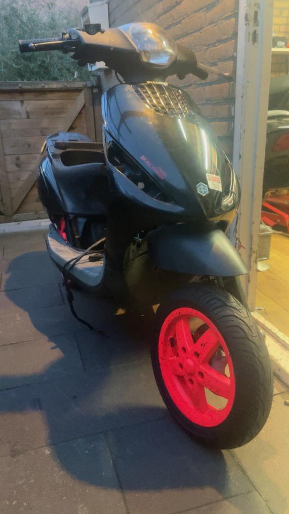 Piaggio onderdelen, Ophalen, Zo goed als nieuw, Benzine, Zip