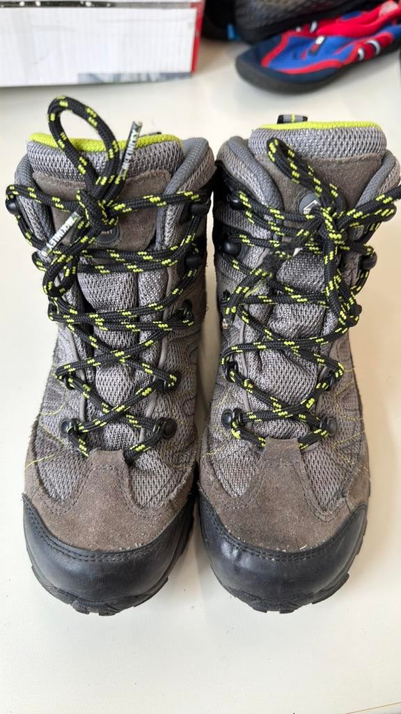 Mc Kinley mt 35 wandelschoenen, Ophalen of Verzenden, Zo goed als nieuw, Schoenen