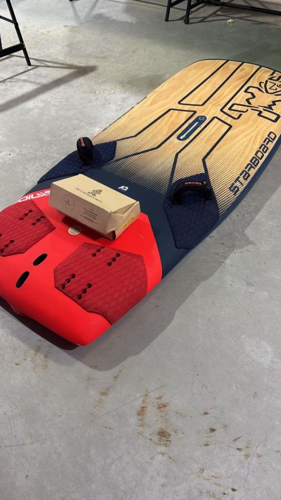 Starboard Freeride Foil 85 2024, Niet ingevuld, Gebruikt, Minder dan 250 cm, Niet ingevuld