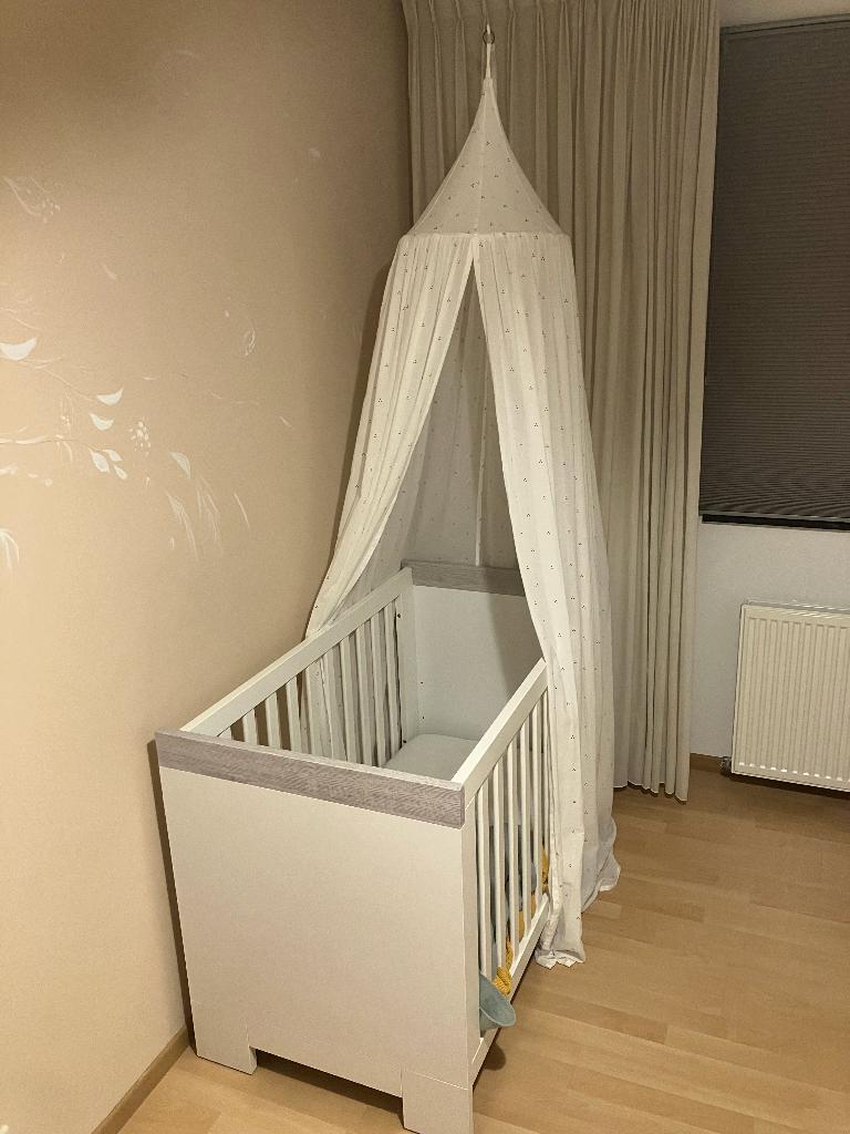 Hemel / klamboe baby bed / wieg incl. verstelbare standaard, Kinderen en Baby's, Babywiegjes en Ledikanten, Zo goed als nieuw