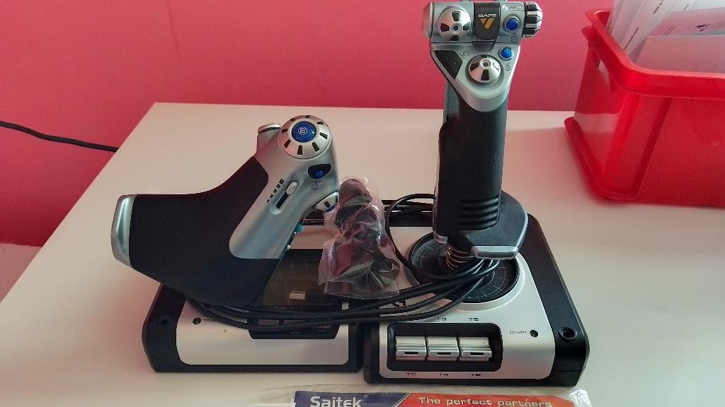Logitech G Saitek X52 Pro Flight Control System, Ophalen, Gebruikt, Logitech Saitek