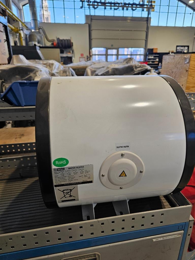 Vetus Twin coil boiler 25 liter WHT025, Doe-het-zelf en Verbouw, Geisers en Boilers, Ophalen, 20 tot 100 liter, Nieuw, Boiler