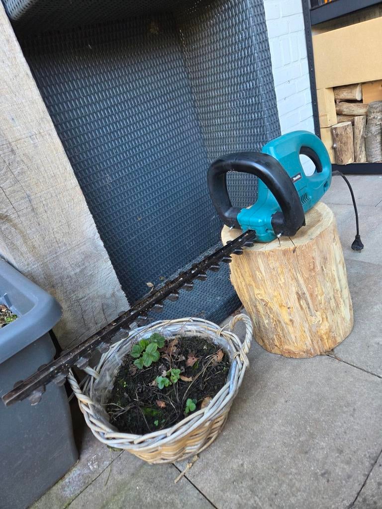 Makita heggenschaar 500W, Ophalen, Elektrisch