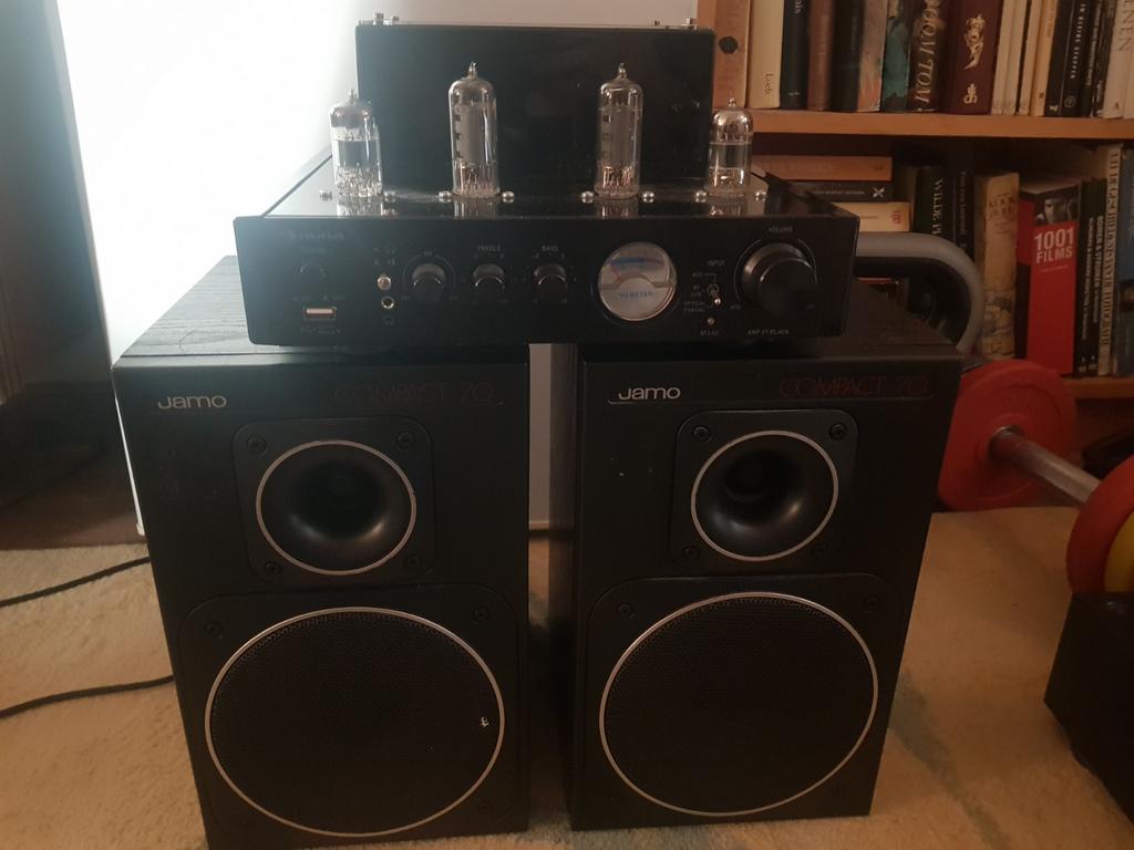 Auna buizenversterker met Jamo Compact 70 speakers, Ophalen
