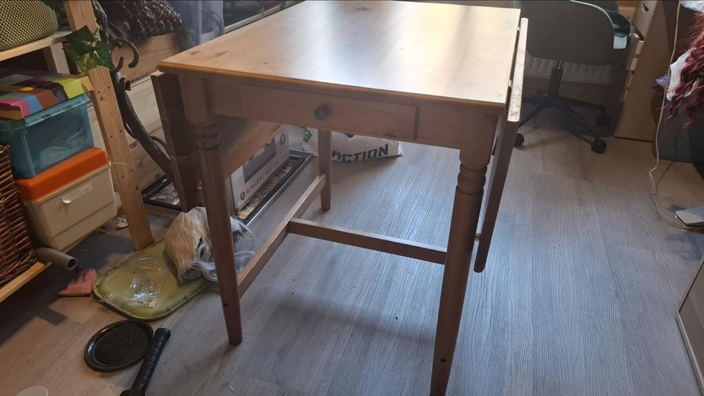 IKEA uitklapbare tafel (UITERLIJK WOENSDAG OPHALEN), Ophalen, Gebruikt, 100 tot 150 cm, 50 tot 100 cm