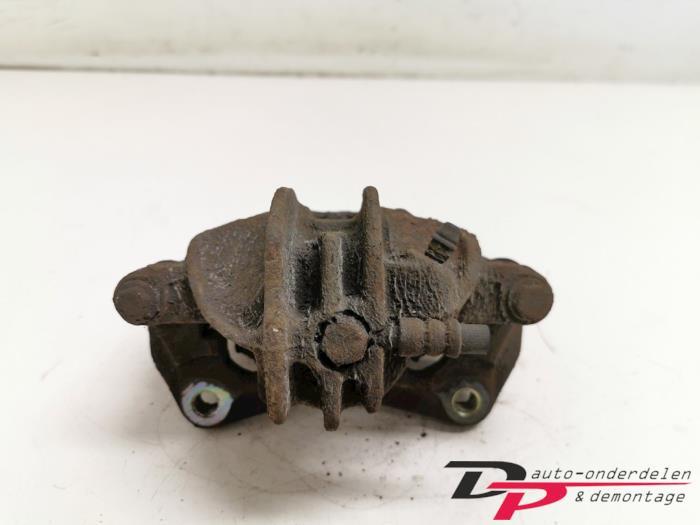 Remklauw (Tang) rechts-voor van een Mitsubishi Carisma, Gebruikt, -, -, Ophalen of Verzenden