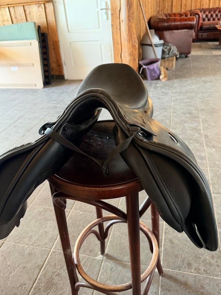 Prestige roma jump springzadel, Dieren en Toebehoren, Ophalen of Verzenden, Gebruikt, Springen