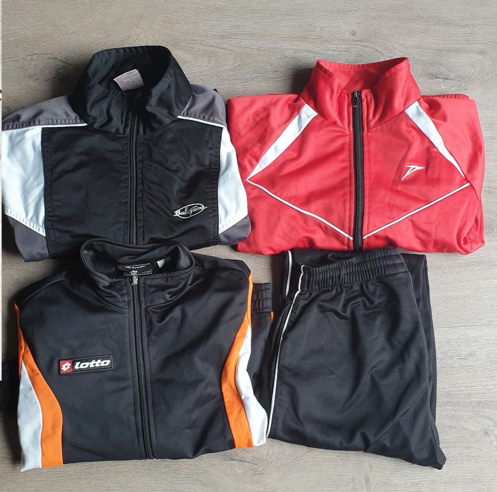 Trainingsjasje  Trainingsbroek, Kinderen en Baby's, Kinderkleding | Maat 116, Ophalen of Verzenden, Zo goed als nieuw, Jongen