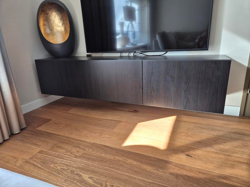 Zwevend tv meubel ikea zwart., Ophalen, 150 tot 200 cm, Zo goed als nieuw, Minder dan 100 cm