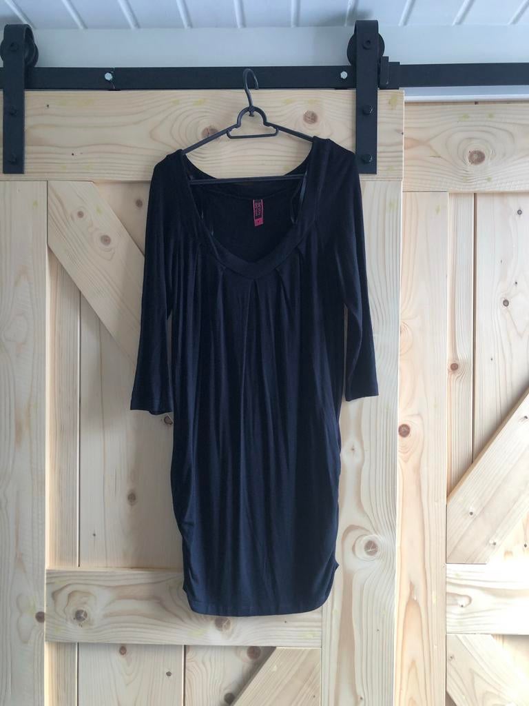 Zwart Seven Sisters shirt maat S, Zwart, Ophalen of Verzenden, Zo goed als nieuw, Korte mouw