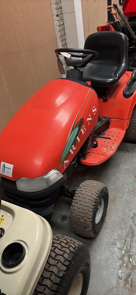 Ariens tuintrekker, Tuin en Terras, Zitmaaiers, Ophalen of Verzenden, Gebruikt, Versnellingen, Minder dan 90 cm