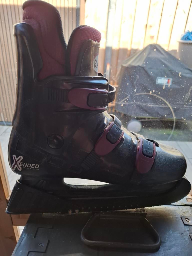Ijshockey schaatsen maat 44 met bescherming, Ophalen, Gebruikt, Schaatsen
