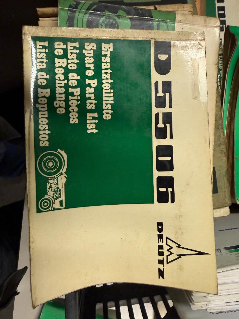 Onderdelen lijst deutz 5506, Boeken, Ophalen of Verzenden, Gelezen, Catalogus