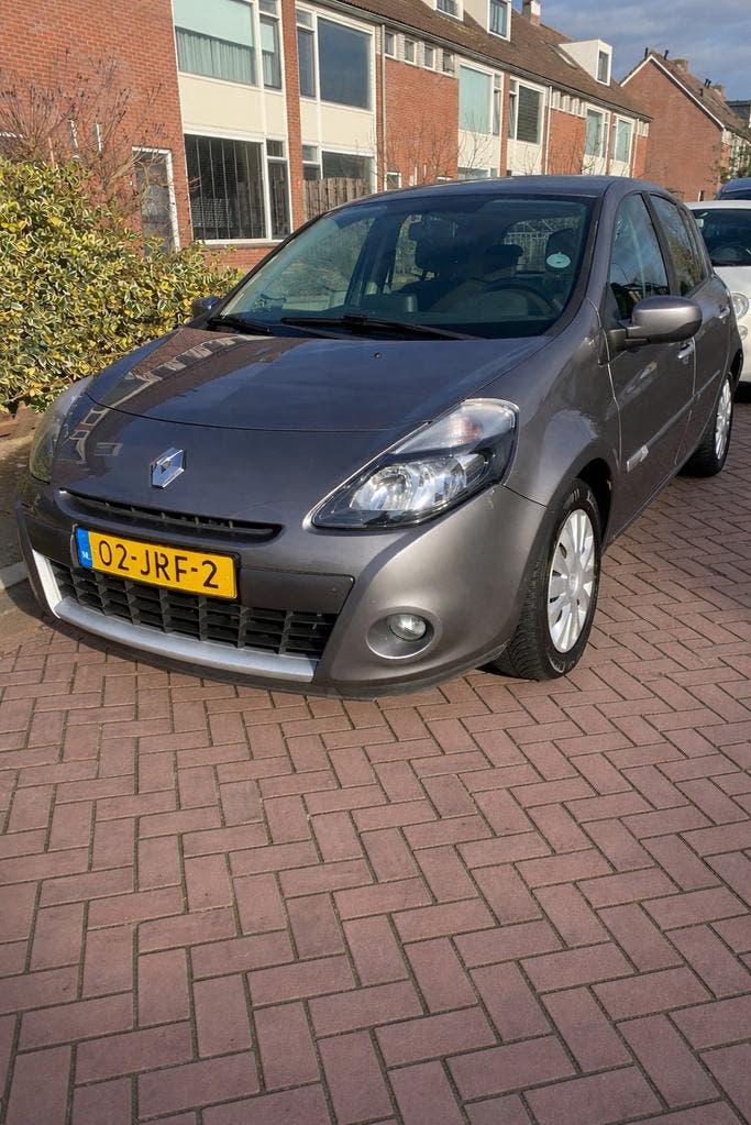 Renault Clio 1.6 DYNAMIQUE AUTOMAAT ECC NAVI-CRUISE.C -Airco, Auto's, Renault, Particulier, Clio, Benzine, E, Hatchback, Automaat