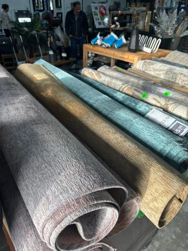 Retourenloeren ook deze zondag open, kom lekker loeren, Diversen, Rommelmarktspullen, Ophalen, Ohmstraat 5b in Zwolle, Nieuw, Nb