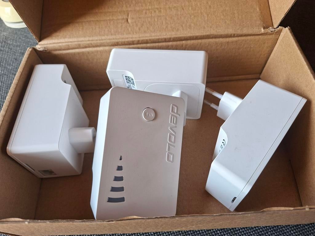 4 Devolo wifi versterkers, Ophalen of Verzenden