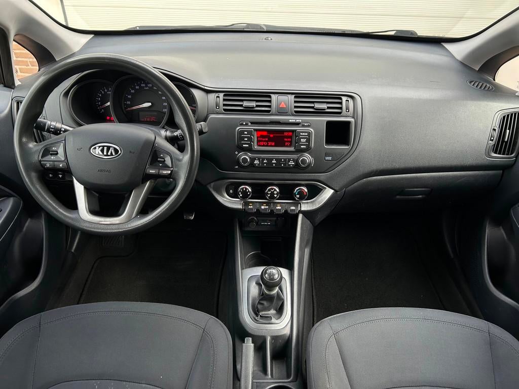 Kia Rio 1.2 CVVT Plus Pack|Trekhaak|Cruise|Airco|, Euro 5, Zwart, 4 cilinders, Bruin