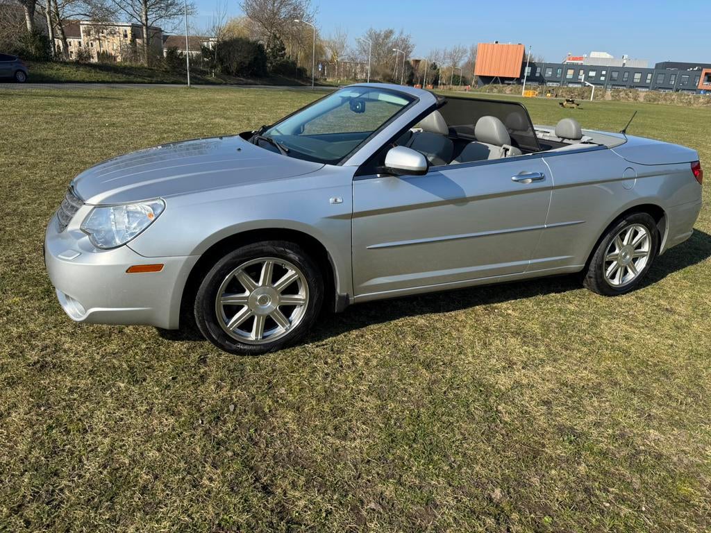 Mooie Chrysler Sebring 2.7 V6 Cabrio AUT 2009 Grijs Hardtop, 450 kg, 186 pk, Cabriolet, 4 stoelen