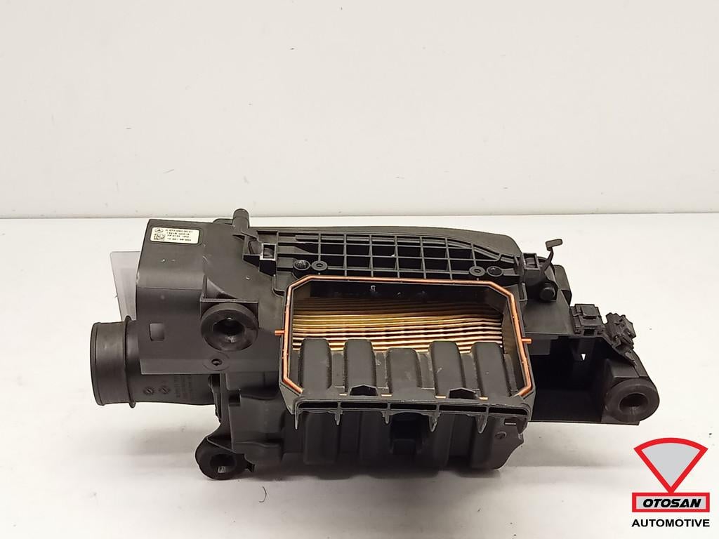 Mercedes C Klasse W204 Luchtfitlerhuis A2740900001