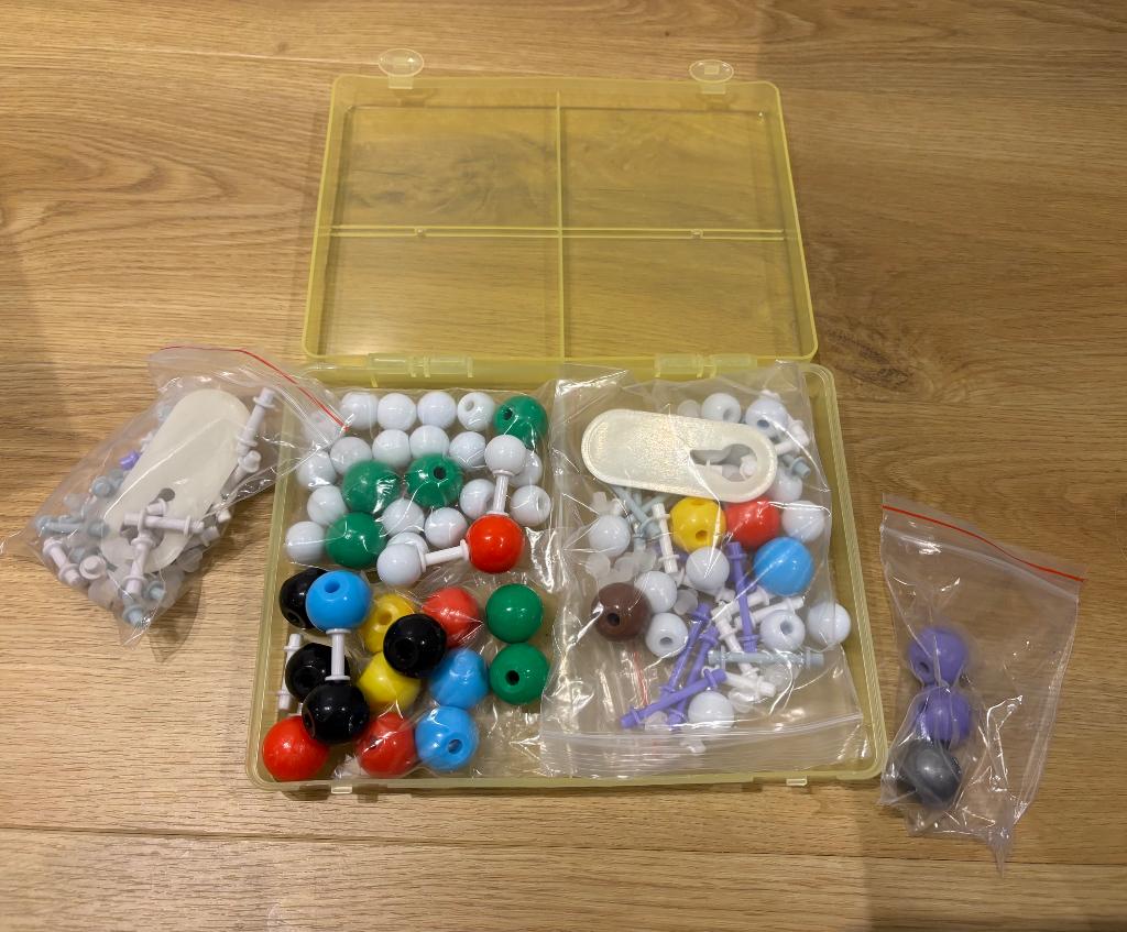 Bouwset moleculen, Ophalen of Verzenden, Zo goed als nieuw