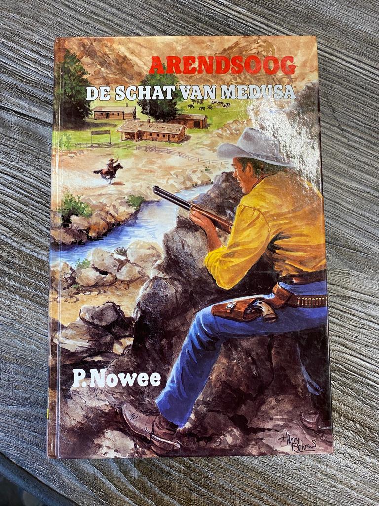 Arendsoog 59 de schat van Medusa, Ophalen of Verzenden, Zo goed als nieuw