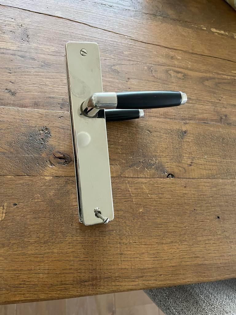 Deurkrukken langschild nikkel glans blind en wc, Ophalen of Verzenden, Gebruikt, Overige materialen, Klink of Kruk