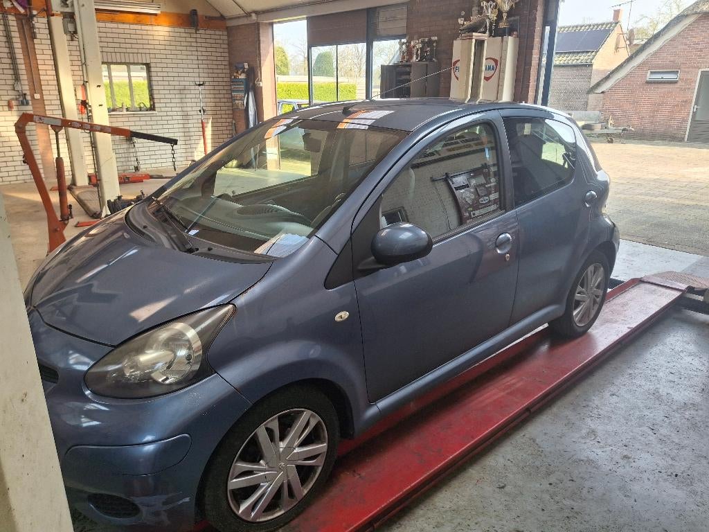 toyota aygo 5 deurs schade loop of sloop, Ophalen of Verzenden, Gebruikt, Universele onderdelen