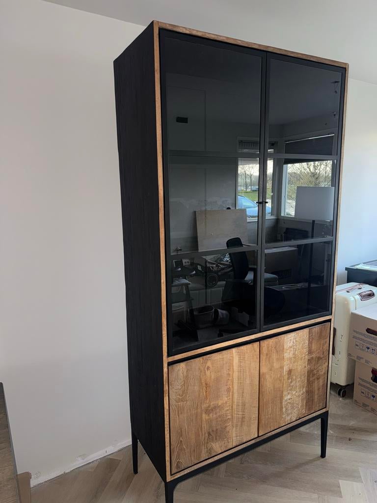 Vitrinekast Sawa gerecycled teakhout - Zo goed als nieuw, Huis en Inrichting, Kasten | Vitrinekasten, Ophalen, 100 tot 150 cm