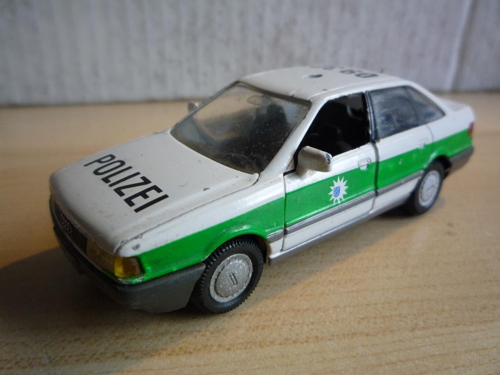 Audi 80 (Quattro) B3 Polizei Gama 1173 schaal 1:43, Hobby en Vrije tijd, Modelauto's | 1:43, Ophalen of Verzenden, Gebruikt, Auto