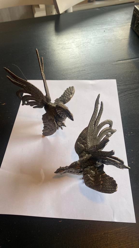 2 zilverkleurige kemphanen in goede staat, Ophalen of Verzenden