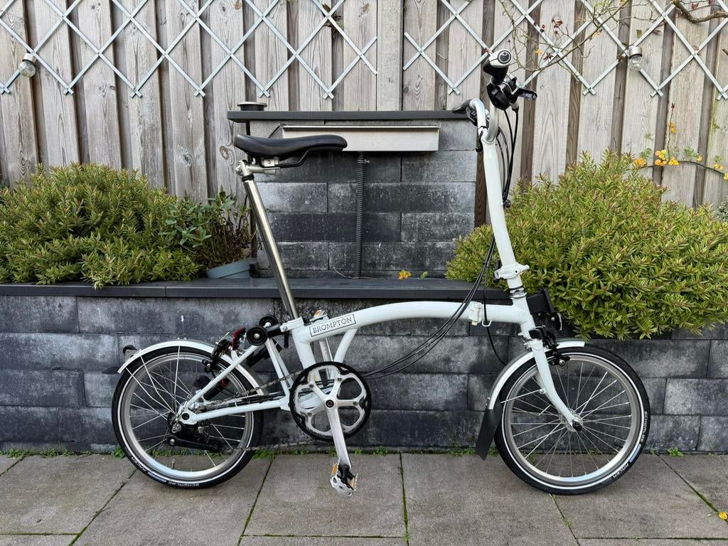Zeer nette Brompton vouwfiets met 6 versnellingen uit 2021, Fietsen en Brommers, Fietsen | Vouwfietsen, 20 inch of meer, Brompton