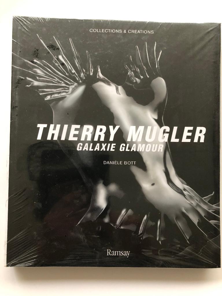 Thierry Mugler - Galaxy Glamour (SEAL), Verzenden, Couturiers, Nieuw, Daniele Bott